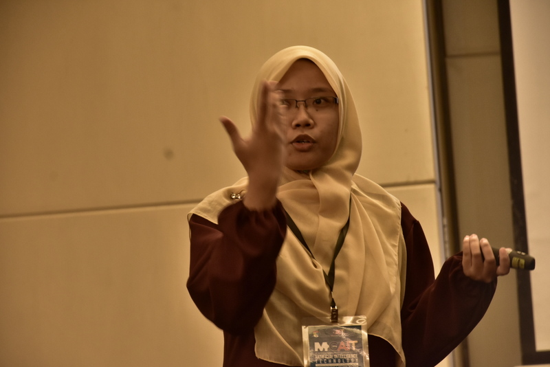 UKM 5586